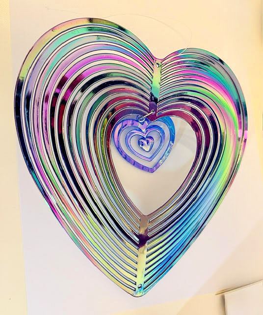 מובייל, פעמון רוח צבעוני גדול